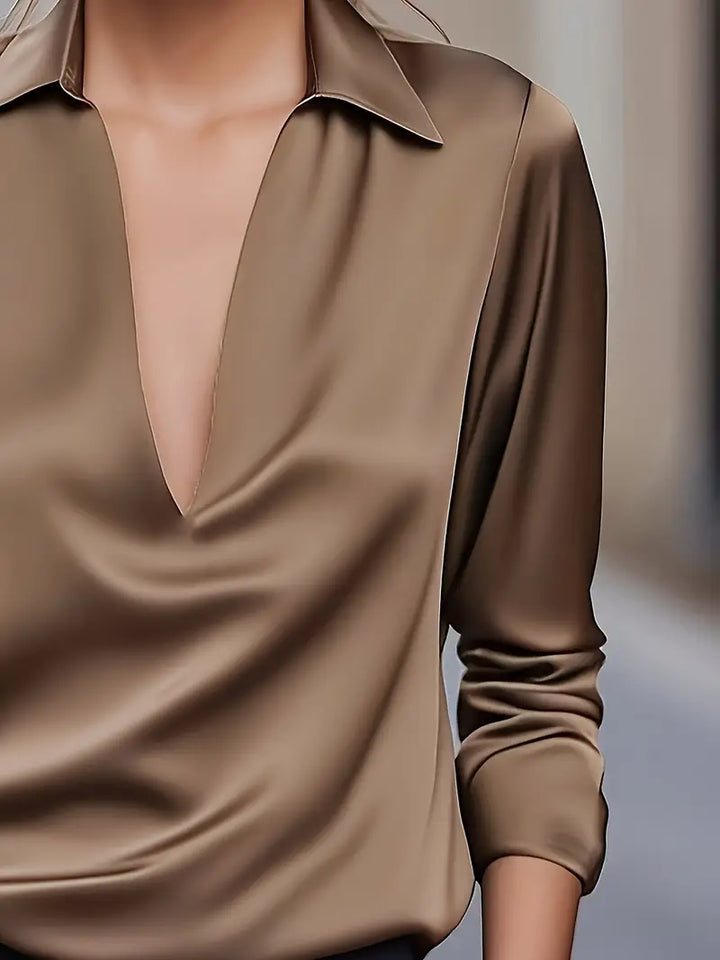 Women’s Blouse | Long Sleeve Collared V-Neck