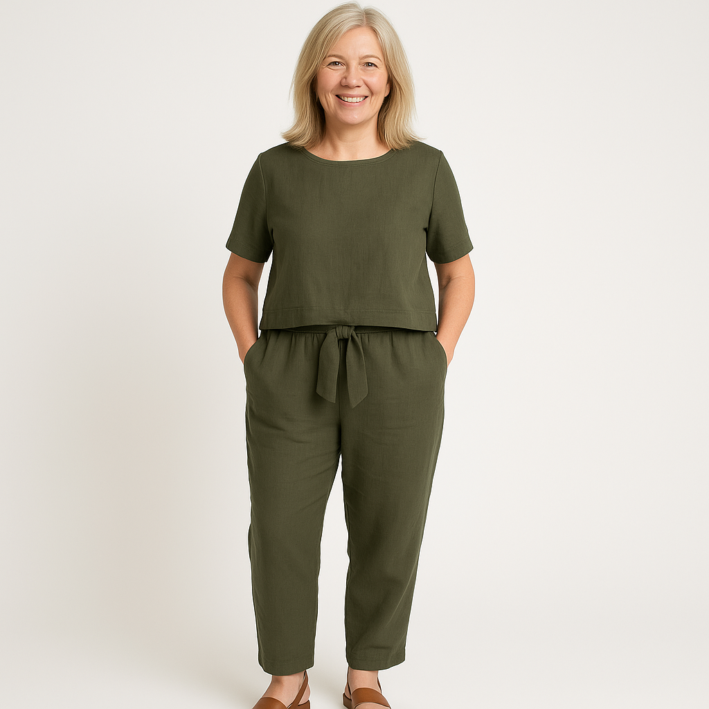 Women's Two-Piece Set | Short Sleeve Top Tapered Pants