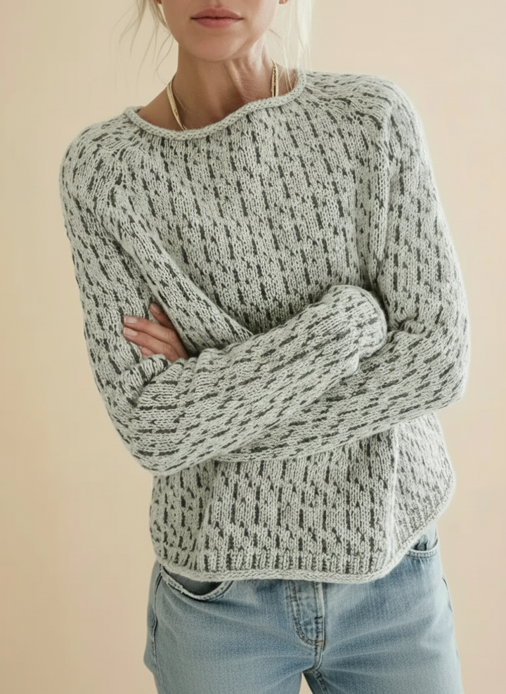 Women's Sweater | Raglan-Style Seams