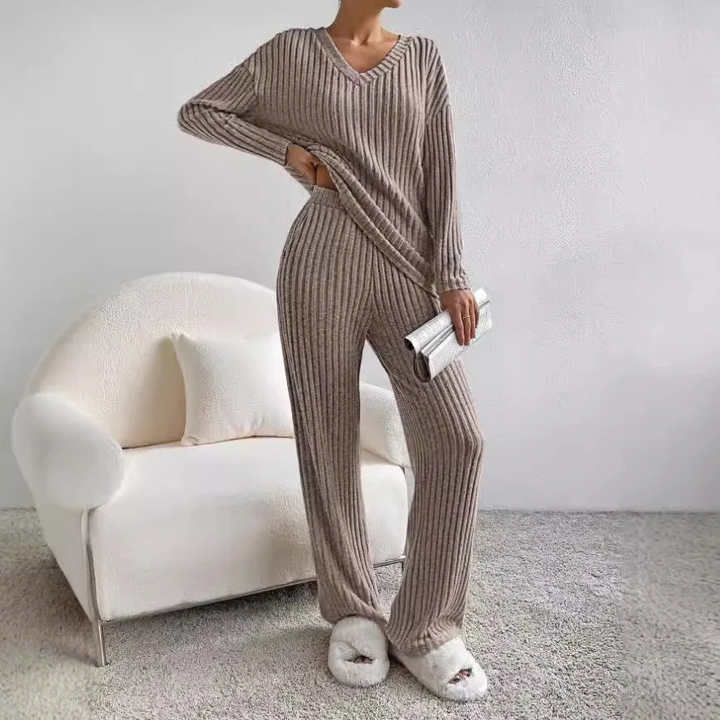 Women's Outfit Set | Long-sleeve Top and Matching Pant