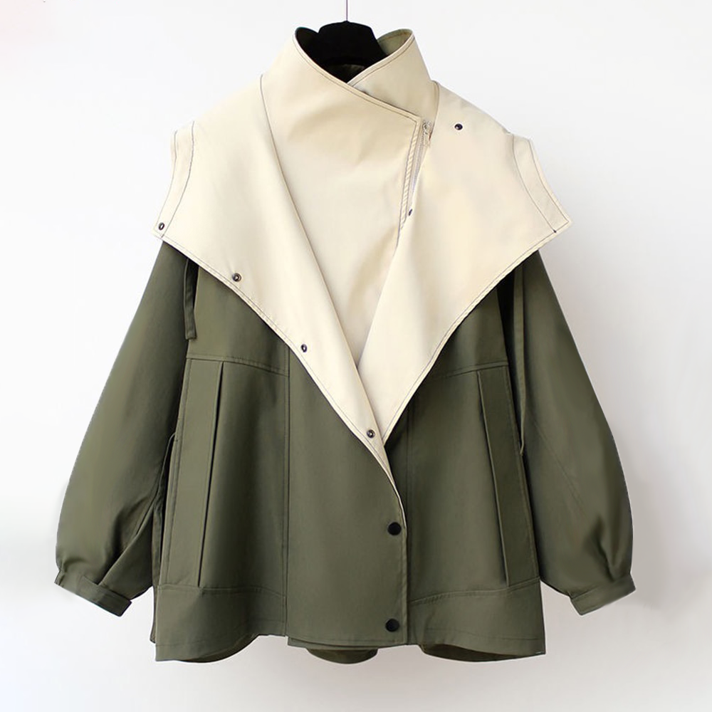 Women's Windbreaker Jacket | Snap-button Closure Details