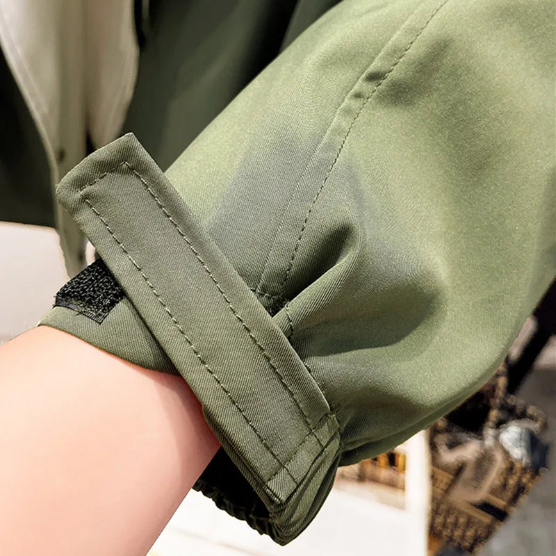 Women's Windbreaker Jacket | Snap-button Closure Details
