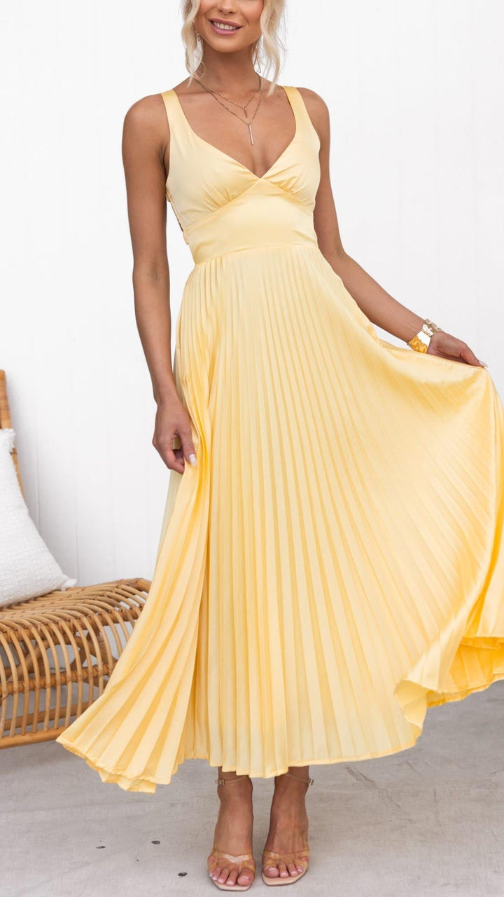 Women’s Dress  | Pleated V-Neck Maxi