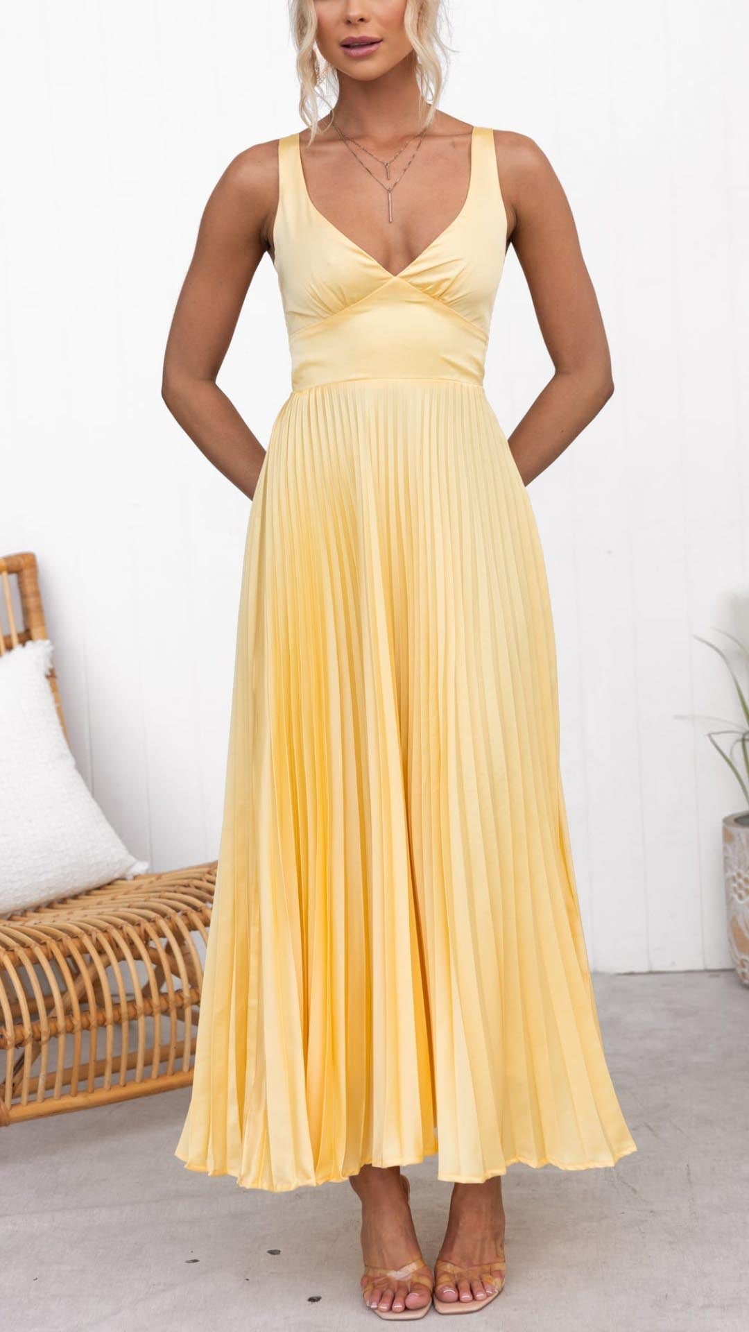 Women’s Dress  | Pleated V-Neck Maxi