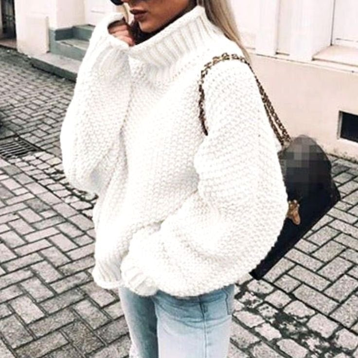 Ariana | Women's Oversized Chunky Knit Turtleneck Sweater