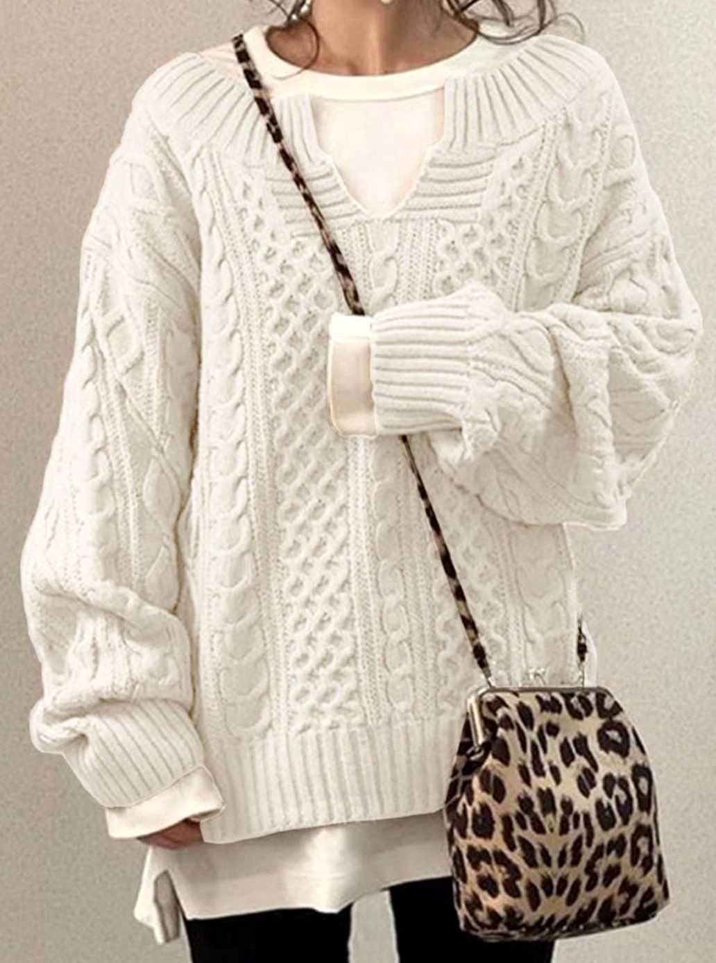 Audrey | Women's Oversized Cable Knit Sweater V-Neck Pullover