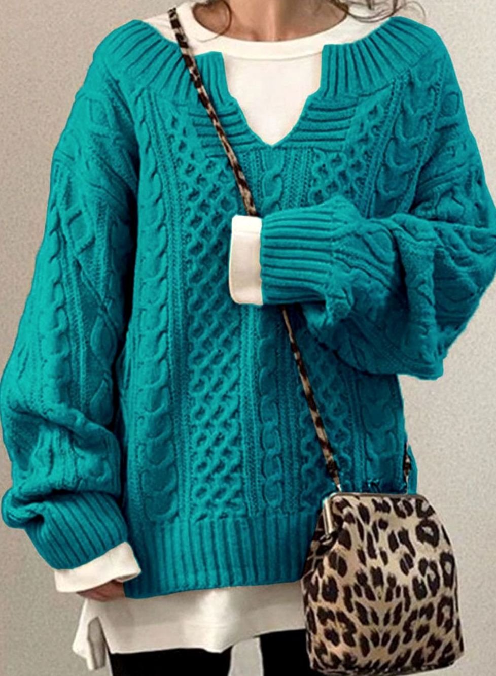 Audrey | Women's Oversized Cable Knit Sweater V-Neck Pullover
