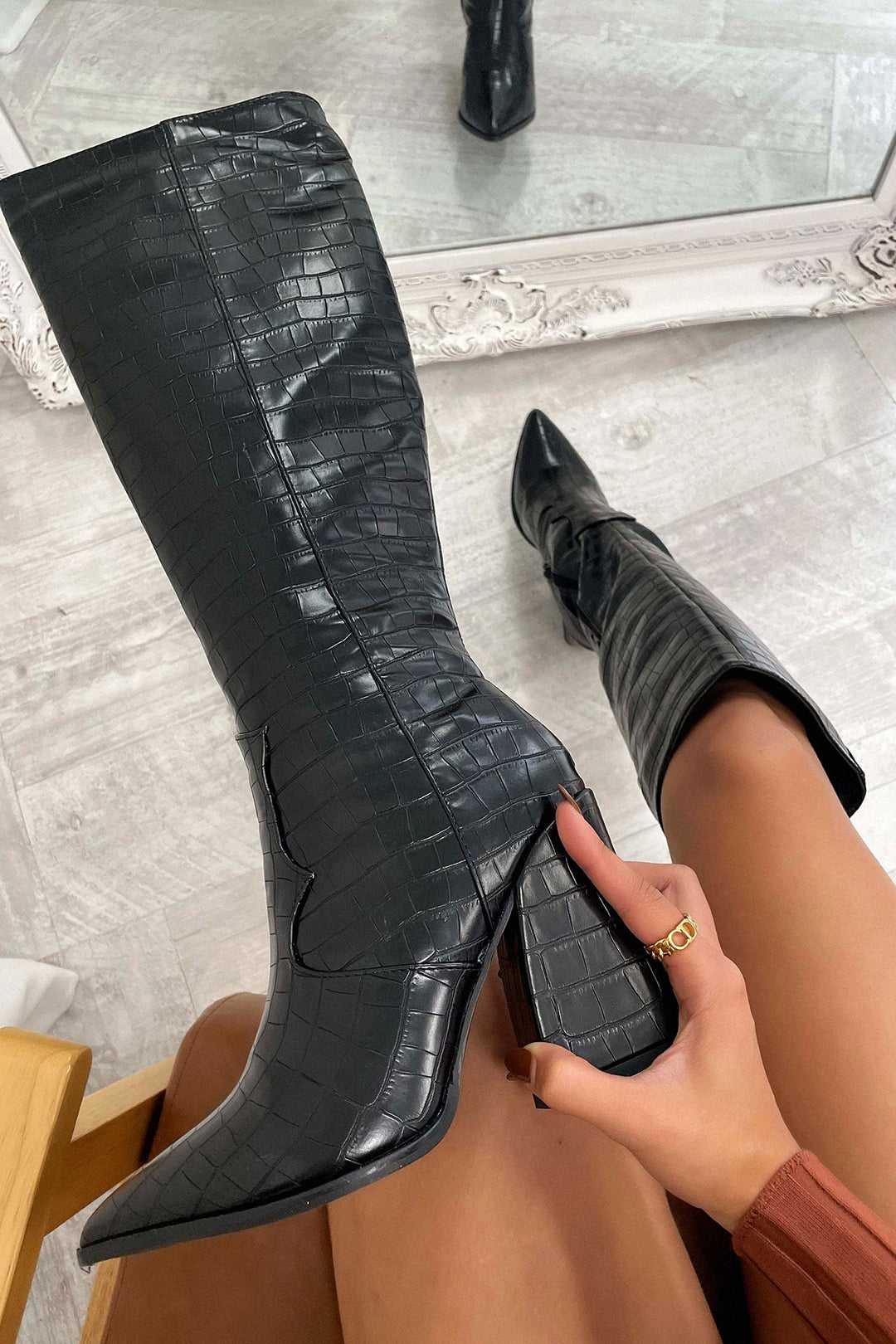 Boots For Women | Knee High Block Heel With Pointed Toe