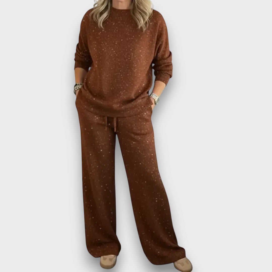 Women's Two-Piece Lounge Set | Adjustable Drawstring Pants Detail