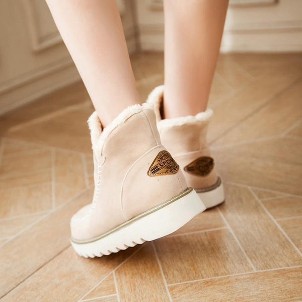 Boots for Women |  Ankle-Height Silhouette